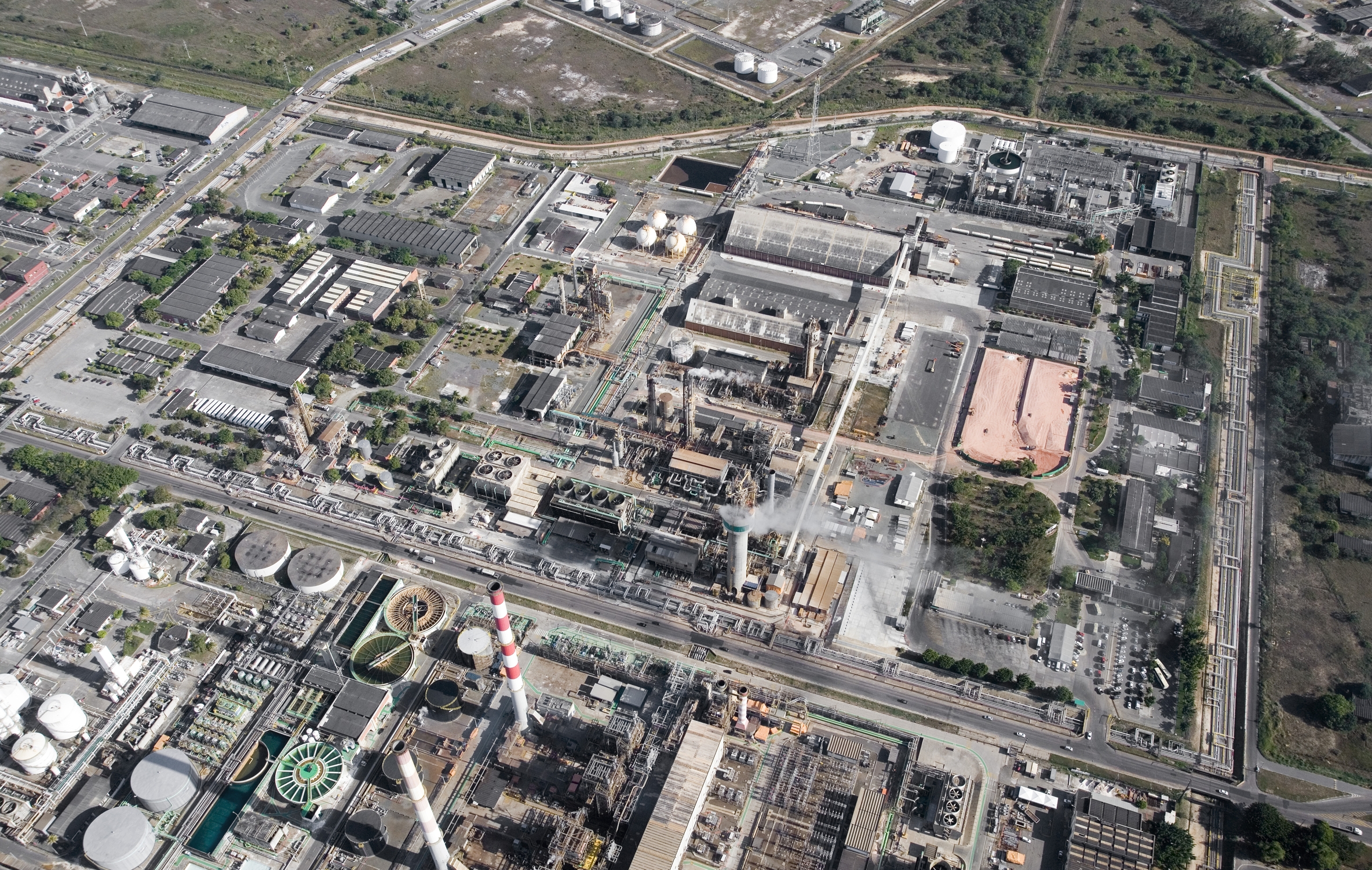 Fábrica de Fertilizantes Nitrogenados da Bahia (FAFEN-BA), em Camaçari
